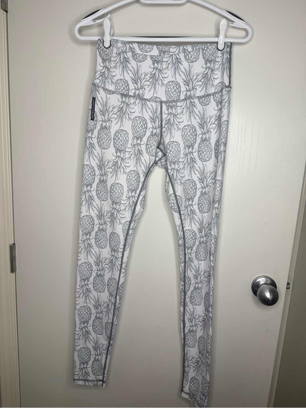 Love Fitness Pineapple Print Leggings - White/Grey Women's Medium